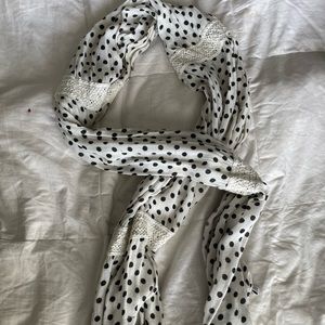 Fall scarf dots